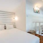 Relaxing Beach House In Alfamar By Lovelystay