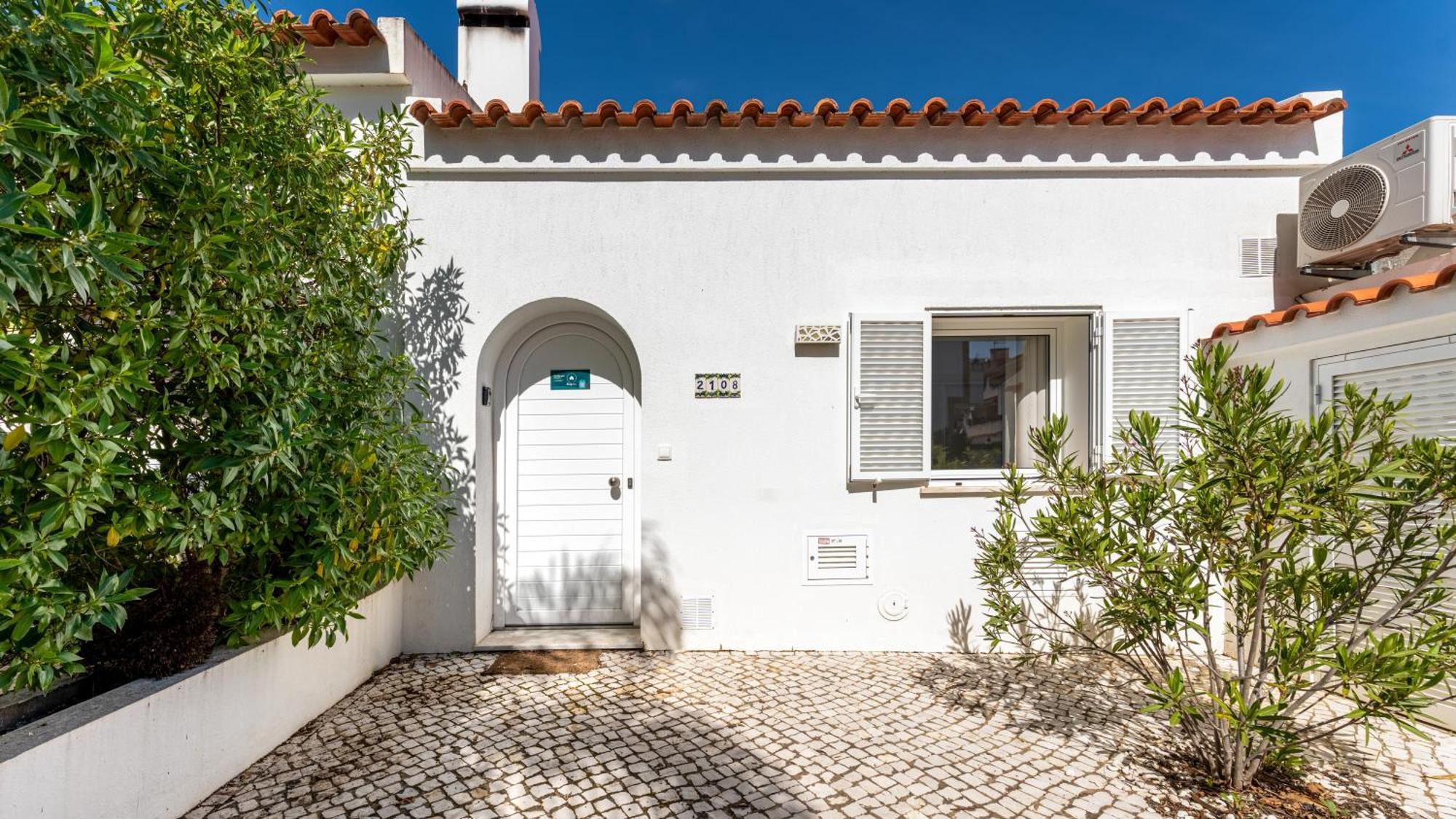 Relaxing House In Alfamar By Lovelystay Holiday home *