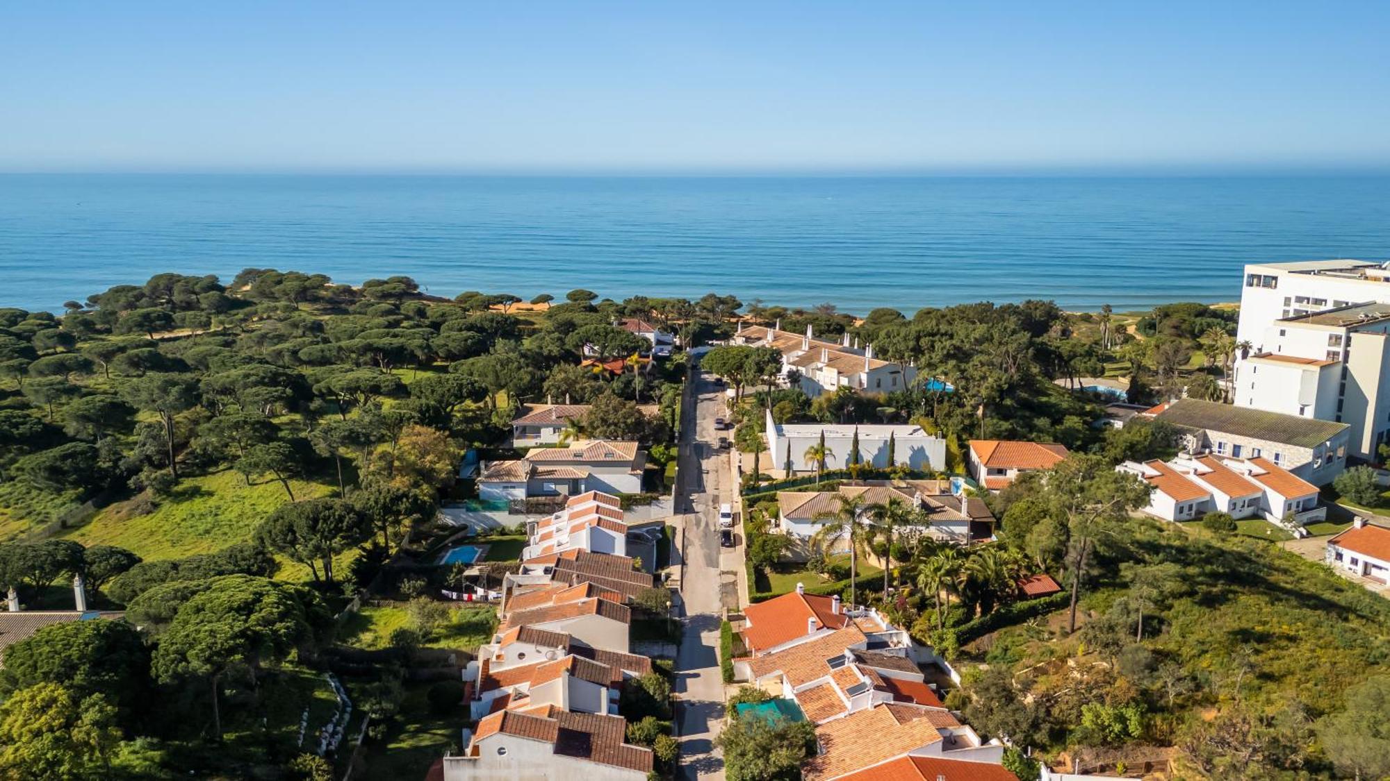 Relaxing House In Alfamar By Lovelystay Holiday home Albufeira